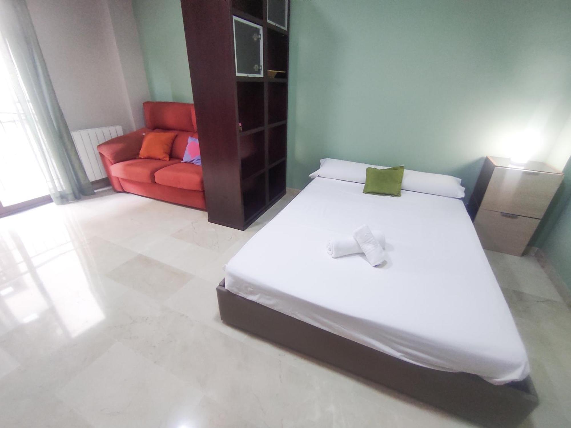 Piso Compartido Delyrent En San Ildefonso Apartment Jaen Exterior photo